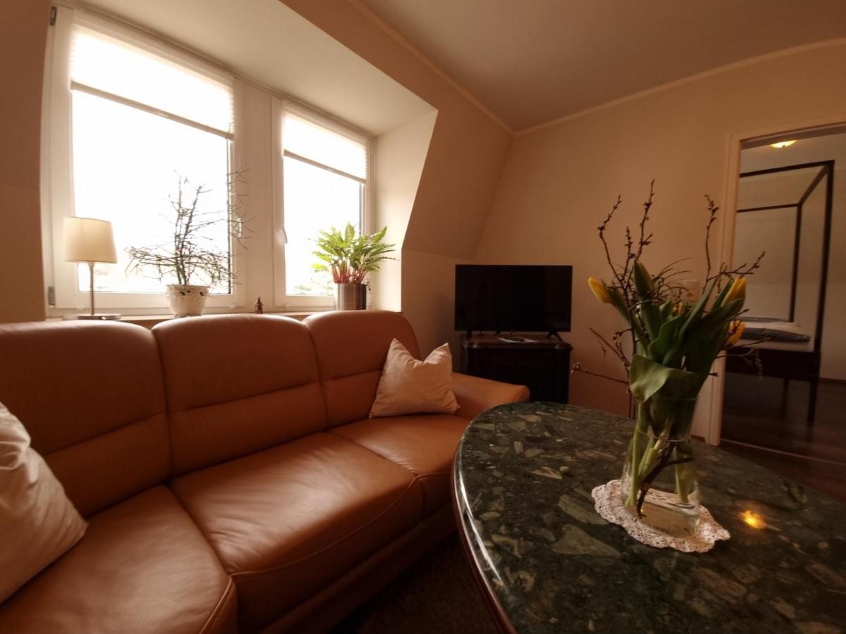 Apartment Ferienwohnung Elbhangblick - Fur 2 Personen *